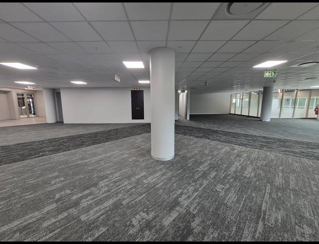 365M² OFFICE TO LET IN SANDTON CENTRAL